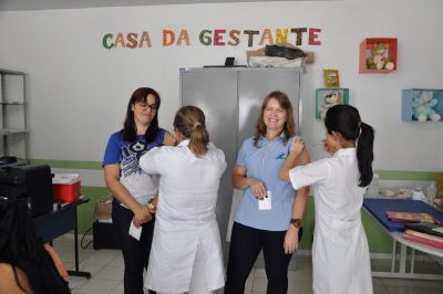 Saúde promove o “Dia D” da vacinação contra a gripe.