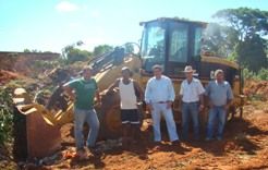 Prefeito Zé Roberto vistoria obras na cidade