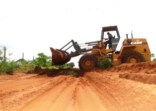 Estrada do sentido Vô Chico é totalmente recuperada pela Prefeitura de Iguatemi.