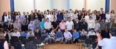 Prefeito de Iguatemi empossa aprovados em concurso público.