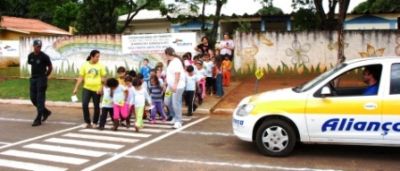 Na semana municipal do Trânsito, alunos recebem demonstrações de prevenção de acidentes