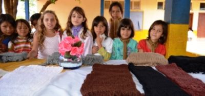 Crianças do Peti recebem cursos de aprendizado.