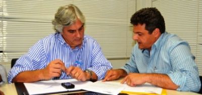 Delcídio viabiliza R$ 750 mil para o esporte em Nioaque e Iguatemi.