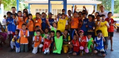 Peti de Iguatemi realiza torneio misto entre os alunos.