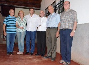 Prefeito Zé Roberto janta com o Bispo Ettori e os Padres João e Pinho.