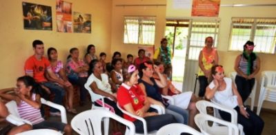 Equipes de saúde de Iguatemi orientaram a população sobre a diversão responsável no Carnaval.