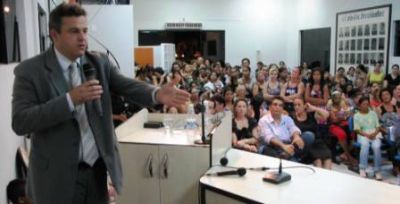 No dia das mulheres, Prefeitura e Câmara fazem evento para homenagea-las e sortear prêmios.