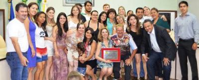 Ex-secretária de saúde de Iguatemi é homenageada com título de “Cidadã Honorária concedido pela Câmara de vereadores.