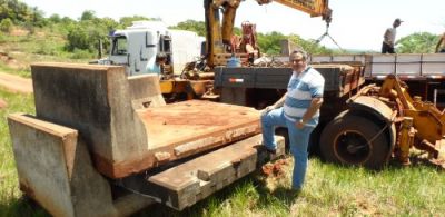 Prefeito quer trocar pontes de madeiras por galerias de concreto. A do Assentamento Auxiliadora já foi trocada.