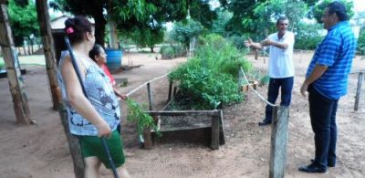 Prefeito visita órgãos, ruas e avenidas no município.