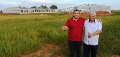 Presidente da Câmara e Prefeito de Iguatemi visitaram obras de implantação da Frango Bello.