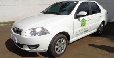 Prefeito entrega carro 0km para o Bolsa Família de Iguatemi.