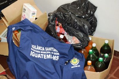 VIGILÂNCIA SANITÁRIA FAZ APREENSÃO DE PRODUTOS VENCIDOS NO COMÉRCIO LOCAL.