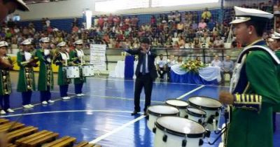 BANDA DE IGUATEMI FAZ GRANDE APRESENTAÇÃO NO FESTIVAL EM CIDADE PARANAENSE.