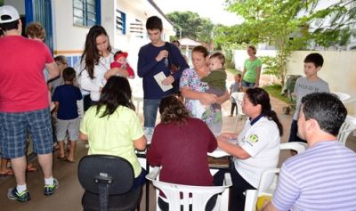 CAMPANHA DE VACINAÇÃO TEVE INÍCIO NO SÁBADO DIA 15/08/2015, NOS POSTOS DE SAÚDE DO MUNICÍPIO.