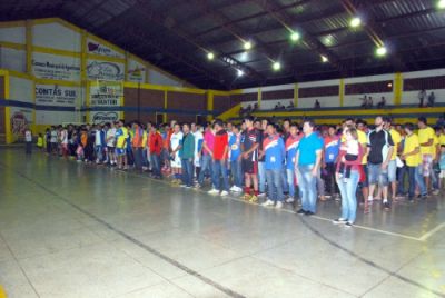 ABERTURA DA TAÇA SESS/CIDADE DE IGUATEMI DE FUTSAL ACONTECEU NA SEXTA-FEIRA DIA 20, NO GINÁSIO DE ESPORTES.