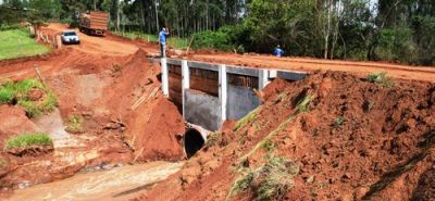 Prefeitura de Iguatemi concluiu galeria com estrutura de concreto sobre córrego do “Auxiliadora”.