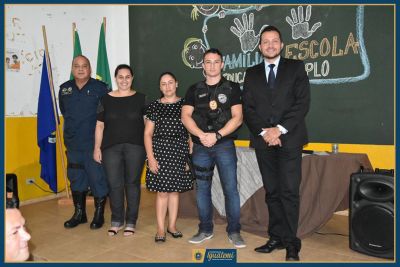 ESCOLA MUNICIPAL TANCREDO NEVES REALIZA EDIÇÃO DA FAMÍLIA NA ESCOLA