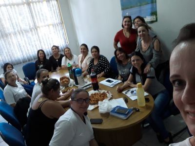 SAÚDE PROMOVE REUNIÃO COM TÉCNICOS DE ENFERMAGEM PARA DISCUTIR ASSUNTOS TÉCNICOS.