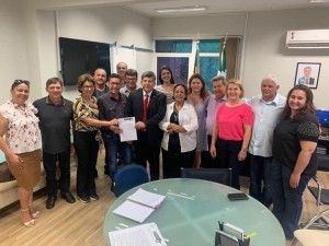 REUNIÃO EM CAMPO GRANDE EVITA O FECHAMENTO DA ESCOLA PAULO FREIRE.