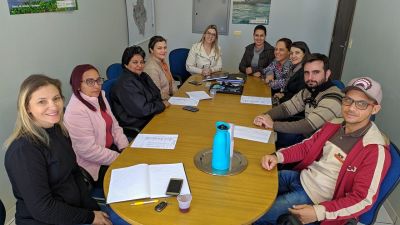 REUNIÃO SERVIU PARA APRECIAÇÃO DE BALANCETES FINANCEIROS.