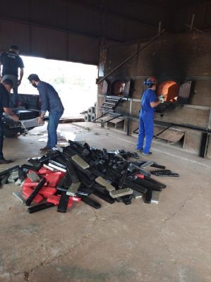 POLÍCIA CIVIL INCINERA MAIS DE 800 QUILOS DE DROGAS EM IGUATEMI.