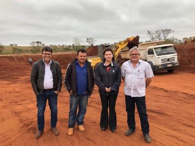 PATRÍCIA MARGATTO VISTORIA RECUPERAÇÃO DE ESTRADA NA ÁREA RURAL DO MUNICÍPIO.