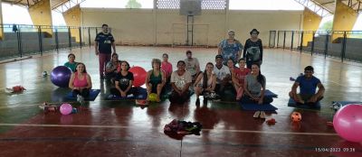 PROJETO ESPORTE E SAÚDE MOVIMENTOU MORADORES DOS ASSENTAMENTOS AUXILIADORA E RANCHO LOMA.