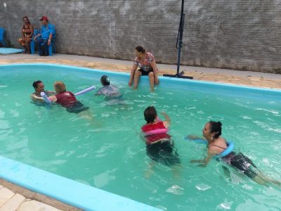 SECRETARIA DE ASSISTÊNCIA SOCIAL PROMOVEU ALMOÇO PARA O GRUPO DA MELHOR IDADE.