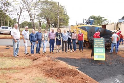 OBRAS DE RECUPERAÇÃO DA PAVIMENTAÇÃO ASFÁLTICA DEIXAM BAIRRO DA VILA ROSA COM CARA NOVA.