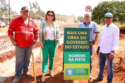 OBRAS DE PAVIMENTAÇÃO ASFÁLTICA E DRENAGEM DO BAIRRO DA VILA ROSA SÃO RETOMADAS.