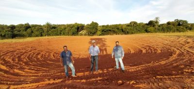 Prefeitura elimina erosão de grande proporção em área de proteção ambiental no “Auxiliadora” 