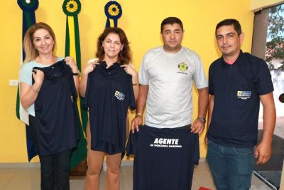 Vigilância sanitária recebeu novos uniformes.