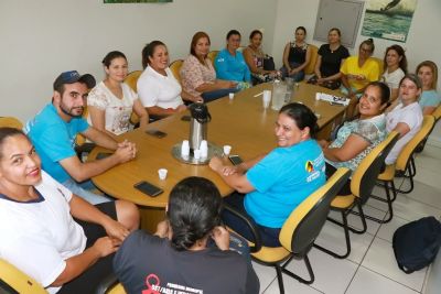 Secretária de saúde realizou reunião com agentes comunitários.