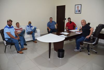 DR. LÍDIO RECEBE DIRETORIA DO CLUBE DE LAÇO ESTRELA DE IGUATEMI.