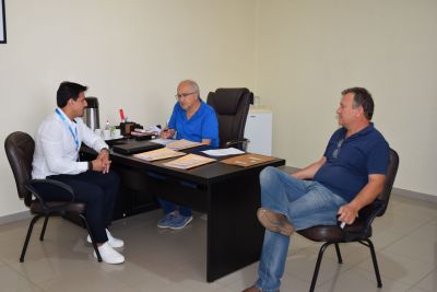 CAIXA E PREFEITURA DEVEM CRIAR UM CANAL DE ATENDIMENTO PARA FACILITAR ACESSO A SERVIÇOS BÁSICOS.
