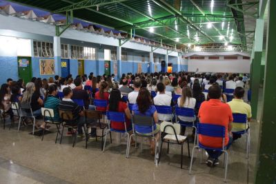 CONSELHO COMUNITÁRIO DE SEGURANÇA REALIZA PALESTRA COM PROFESSORES DA REDE MUNICIPAL E ESTADUAL DE ENSINO.