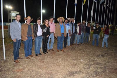 8º ENCONTRO ESTADUAL DO LAÇO COMPRIDO MOVIMENTOU FINAL DE SEMANA IGUATEMIENSE.