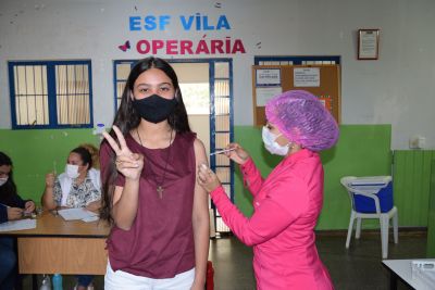 JOVENS COM 16 E 17 ANOS FORAM VACINADOS CONTRA COVID-19 “ATÉ NO DOMINGO”.