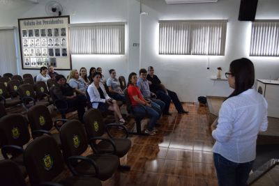SERVIDORES DA CÂMARA MUNICIPAL PARTICIPAM DE PALESTRA SOBRE PROJETO “DESCARTE O DESCARTÁVEL”