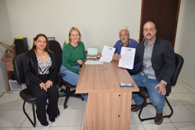PREFEITURA MUNICIPAL E DELEGACIA CIVIL ASSINAM RENOVAÇÃO DO TERMO DE COOPERAÇÃO REFERENTE À “SALA LILÁS”.
