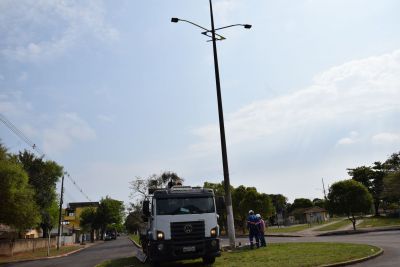 A SUPER-POSTES COMEÇAM A RECEBER REBAIXAMENTO DE BRAÇOS COM NOVAS LUMINÁRIAS DE LED’S.