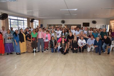 CONFRATERNIZAÇÃO REUNIU GRUPO DA MELHOR IDADE DE IGUATEMI E DA CIDADE DE TACURÚ, NO CONVIVER “LÍRIOS DO VALE”.