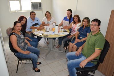 SECRETÁRIA DE ASSISTÊNCIA SOCIAL REALIZA REUNIÃO  PARA INICIO DOS TRABALHOS