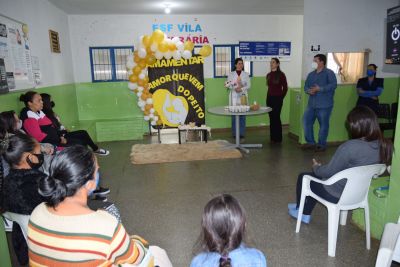 MÃES E GESTANTES PARTICIPAM DE PALESTRA SOBRE ALEITAMENTO MATERNO. 