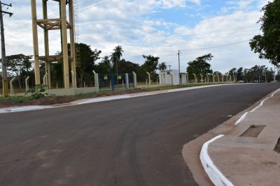 BAIRRO JARDIM DOS EUCALIPTOS II É TOTALMENTE TRANSFORMADO COM PAVIMENTAÇÃO ASFÁLTICA, MEIOS-FIOS E CALÇADAS.
