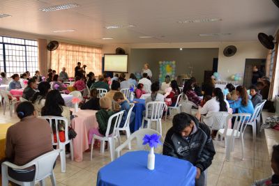 MÃES E GESTANTES DOS PROGRAMAS SOCIAIS PARTICIPAM DE CAFÉ DA MANHÃ NA SEDE DO CONVIVER.