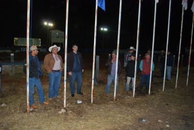 6º ENCONTRO ESTADUAL DO LAÇO COMPRIDO DE IGUATEMI, TEVE SUA ABERTURA NA NOITE DESTA SEXTA-FEIRA DIA 9. 