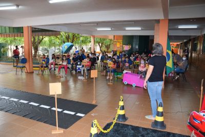 SECRETARIA DE EDUCAÇÃO REALIZA TEATRO E PALESTRAS EDUCATIVAS EM ALUSÃO A SEMANA NACIONAL DO TRÂNSITO.