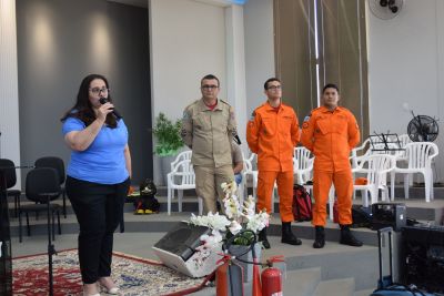 PROFISSIONAIS DA ÁREA DA EDUCAÇÃO DE IGUATEMI PARTICIPAM DE TREINAMENTO DE PRIMEIROS SOCORROS.